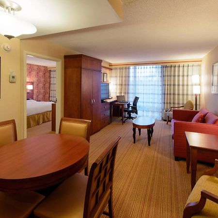 Courtyard By Marriott Canton North Canton Extérieur photo